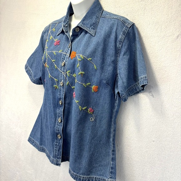 Studio West Tops - Vintage‎ Studio West Beaded Floral Western Shirt Womens Medium Denim Embroidered